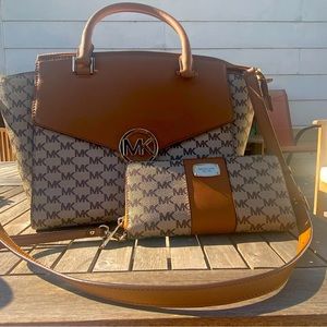 🌟 Michael Kors HUDSON Large Satchel & Center Stripe Continental Wallet 🌟